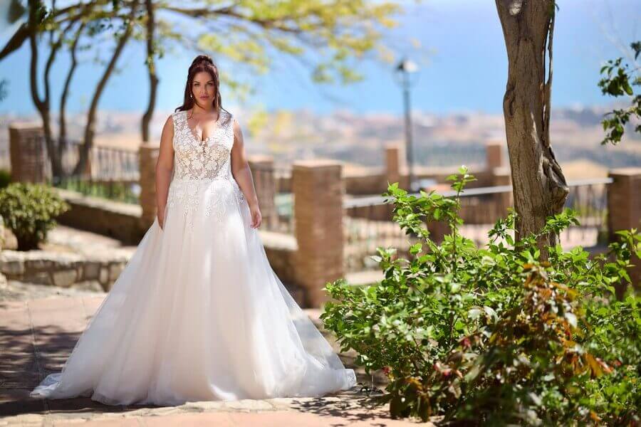 Romantisches Curvybrautkleid 2026