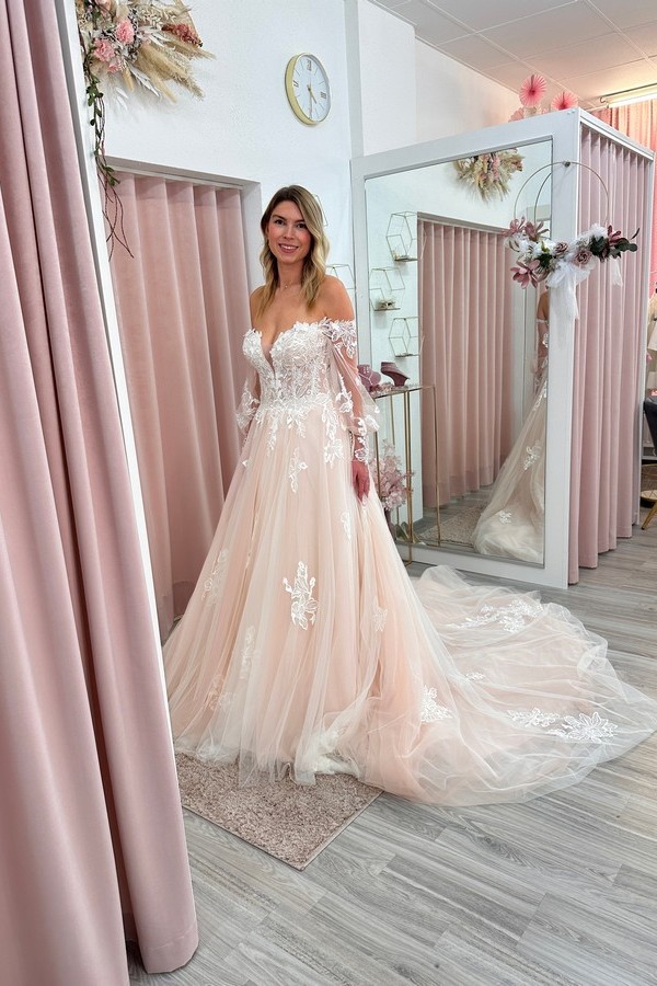 Brautkleid