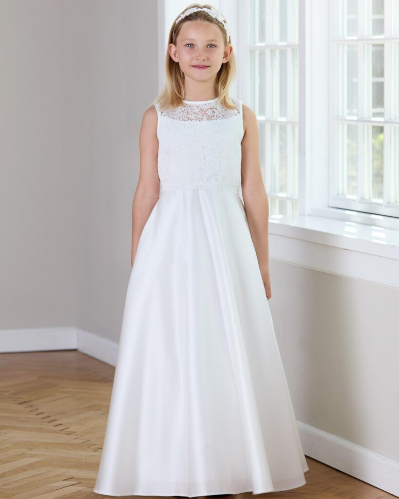 Kommunion 84 kommunionkleid lilly 08 1158 cr biancas brautmoden