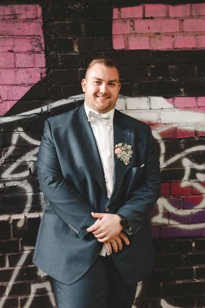 Anzug uebergroesse biancas brautmoden.jpg 2