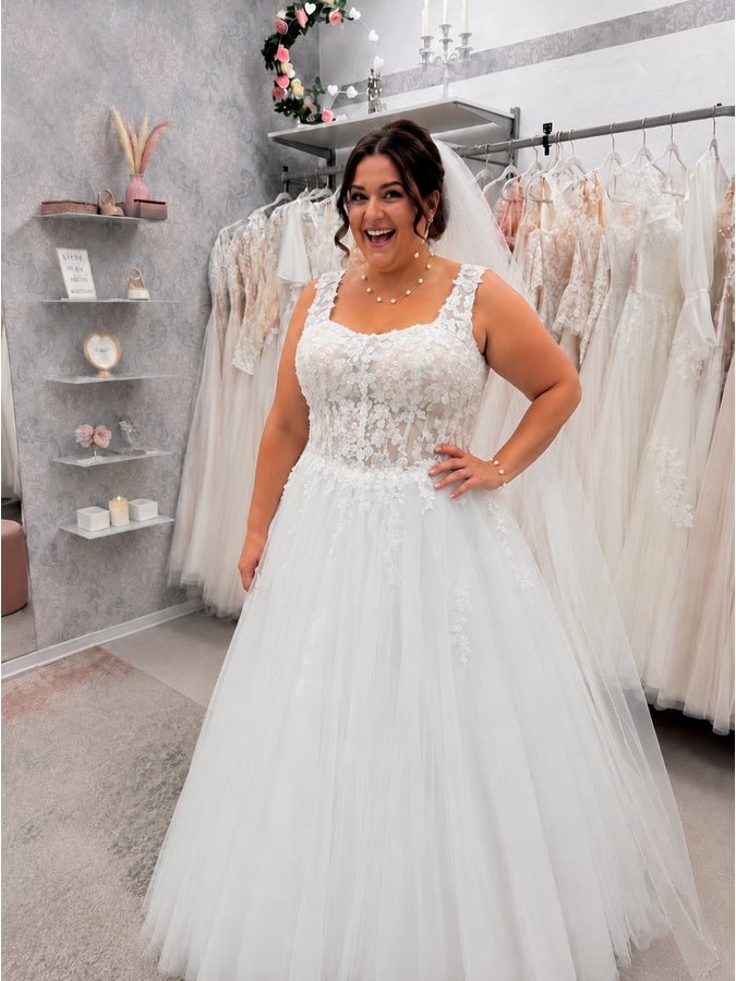 Brautkleid curvy 2027