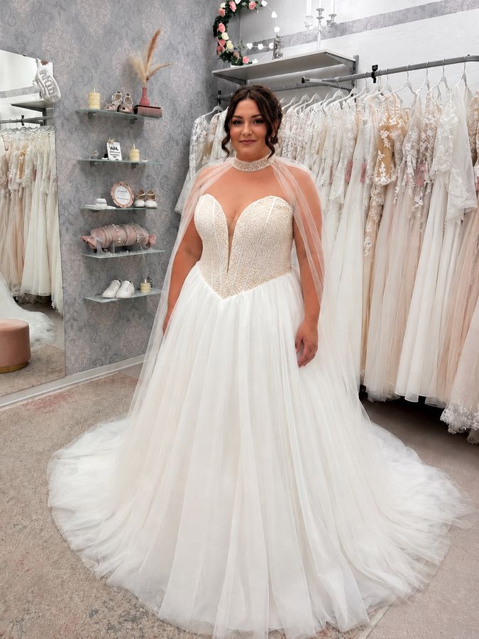Corsagenbrautkleid curvy amelie 1